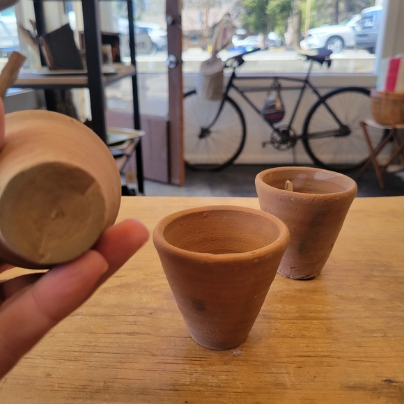 Mini clay vases- SPRING FUN!! Set of 4 - Picture 8 of 13